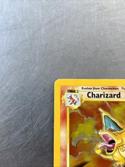 charizard 4/102 base set Pokemon Card-Good condition - Image 4