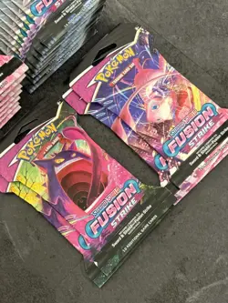 X10 Pokemon TCG Fusion Strike Sleeved Booster Pack Sealed Packs - Image 4