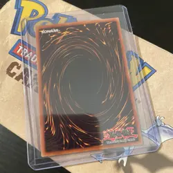 Yu-Gi-Oh! ULTRA RARE Dark Magician SDY-006 Unlimited Near Mint NM - Image 2