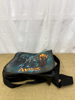 OFFICIAL VINTAGE MAGIC THE GATHERING MESSENGER BAG COLLECTIBLE GAMING CCG - Image 2