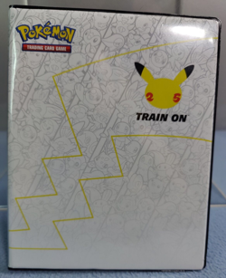 POKEMON TRADING CARD GAME PIKACHU TRAIN ON BINDER PORTFOLIO ALBUM W/ JUMBO CARD - Image 1