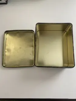 Yu-Gi-Oh! Vintage Red Eyes Black Dragon Joey Metal Tin 2002 | Collector's Item!! - Image 3