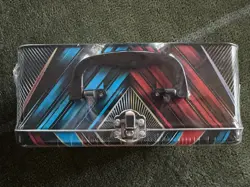 Pokemon TCG 2020 Spring Collector's Chest Lunch Box Tin Sword & Shield SEALED - Image 3