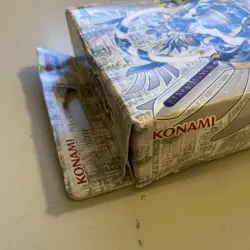 Konami Yu-Gi-Oh! Trading Card Game Wave of Light Structure Deck - NOS - Image 3