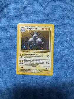 Pokemon TCG Magneton Base Set Holo Unlimited Rare Card 9/102 WOTC - Image 1