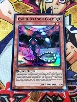 Cyber Dragon Core sdcr-en001 Unltd Ed (NM) Super Rare Yu-Gi-Oh! - Image 1