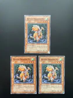 Yugioh Armed Dragon LV3 SD1-EN005 Common Unlimited Edition Damaged X3 - Image 1