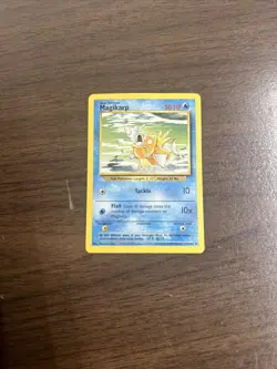 Pokemon TCG Magikarp Base Set 35/102 Regular Unlimited Uncommon - Image 1