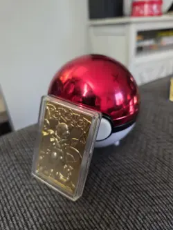 Vintage 1999 Burger King Mewtwo Pokemon 23K Gold Plated Card inside Plastic Case - Image 1