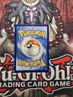 Pikachu SWSH039 SWSH: Sword & Shield Promo Cards Holo LP - Image 3