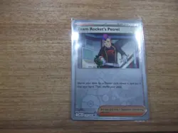 Team Rocket's Petrel 176/182 Reverse Holo 2025 TCG Pokemon Destined Rivals F.P. - Image 1