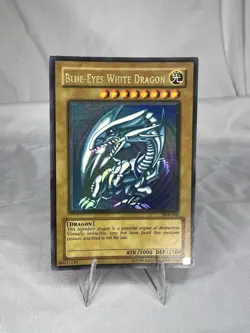 Yu-Gi-Oh! TCG Blue Eyes White Dragon NM - Image 1