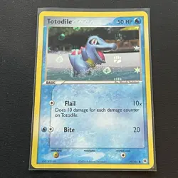 Pokemon 2004 EX-Hidden Legends Reverse Holo Card Totodile 79/101 LP - Image 1