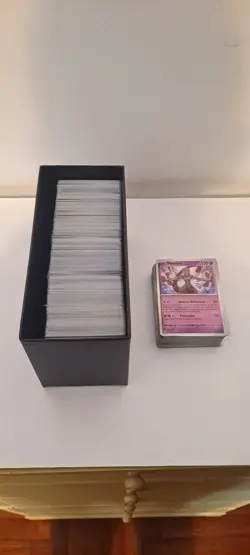 Lotto 1 Kg Carte Pokemon in ITALIANO SOLO RARE + HOLO + REVERSE NO Standard - Image 3