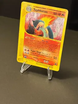 Typhlosion Holo Rare 28/165 Expedition Base Set WOTC Vintage Pokemon - Image 2