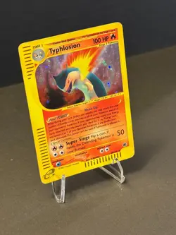 Typhlosion Holo Rare 28/165 Expedition Base Set WOTC Vintage Pokemon - Image 3
