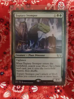 Topiary Stomper Streets of New Capenna Regular - Image 1