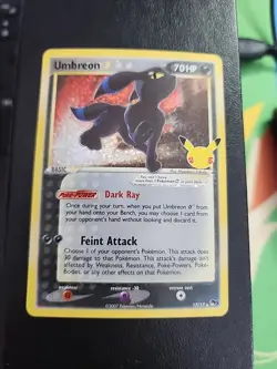 Umbreon Gold Star 17/17 Celebrations: Classic Collection Holo Pokemon English NM - Image 1