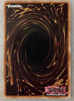 YUGIOH DARK MAGICIAN YUCB-EN001 ULTRA LIMITED EDITION LP - Image 2