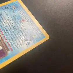Gyarados 8/82 Holo Team Rocket Vintage Prerelease Promo Pokemon Card WOTC - Image 2