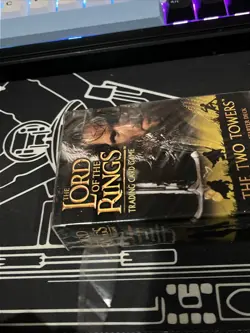 DAMAGED SEAL -Lord of the Ring Trading Card -The Two Towers-Aragorn Starter Deck - Image 4