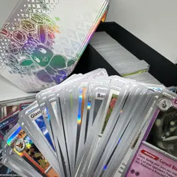Pokemon Prismatic Evolutions Bulk Card Lot (600+) Pokeball, Holo, Reverse, Rare - Image 3