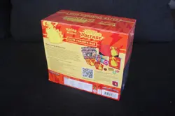 Pokemon TCG - Sword and Shield Vivid Voltage Elite Trainer Box ETB - Image 3