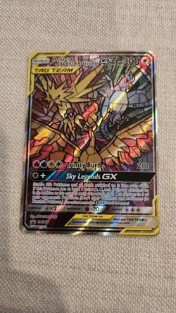 ?? 2019 Pokemon Moltres & Zapdos & Articuno GX SM210 Promo - Image 1