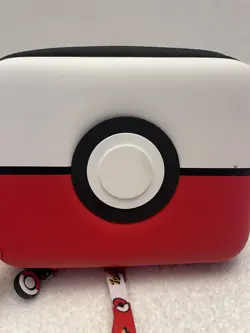 Pokemon Card Storage Case + 100 Cards with Top-Loaders - Good Used Condition - Image 4