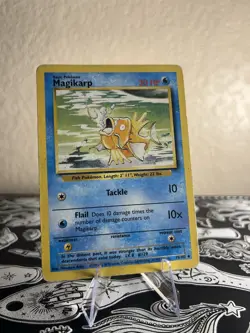 Pokemon TCG: Magikarp #35/102 Base Set Common HP - Image 1