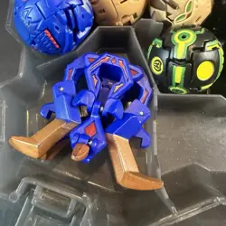 Bakugan Battle Brawlers Lot 19 Figures In Carry Case NO Cards - Image 4