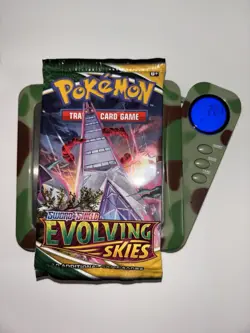 22.1g HEAVY Evolving Skies Booster Pack Sword & Shield Pokemon New/Sealed - Image 1