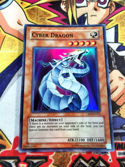 Cyber Dragon crv-en015 Unltd Ed (LP) Super Rare Yu-Gi-Oh! - Image 1