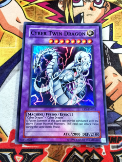 Cyber Twin Dragon crv-en035 Unltd Ed (LP) Super Rare Yu-Gi-Oh! - Image 1