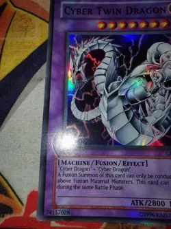 Cyber Twin Dragon crv-en035 Unltd Ed (LP) Super Rare Yu-Gi-Oh! - Image 2