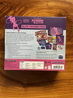 POKEMON TCG SWORD & SHIELD FUSION STRIKE ETB ELITE TRAINER BOX FACTORY SEALED - Image 2