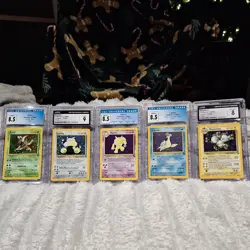 Vintage LOT #3 - 5 Graded POKEMON Holos - Fossil & Jungle 1999 - CGC 8-9 NM-Mint - Image 1