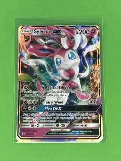 Pokemon Sylveon GX Full Art Holo Card 92/145 Sm-Guardians Rising - Image 1