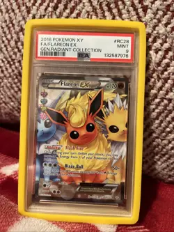 Pokemon TCG Flareon EX Radiant Collection Full Art RC28/RC32 w/ Card Sleeve - Image 1