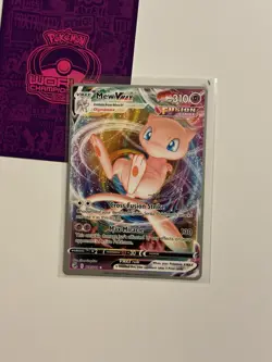Mew Vmax 114/264 2022 Pokemon World Championships Fusion Strike Variant A - Image 1