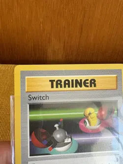 95/102 Switch 1st Edition Pokemon Base Set Shadowless NM - Image 3