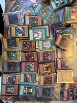 Vintage Yu-Gi-Oh Karten Sammlung + 2 Ordner Ultimate Rares, Holos -Dachbodenfund - Image 3