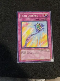 Toon Defense - DB2-EN122 - Common - Unlimited Edition YUGIOH - Image 1