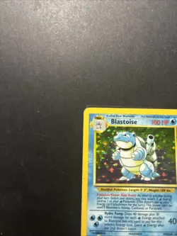 Blastoise 002/102 Base Set Holo Pokemon WOTC HP/DMG - Image 2