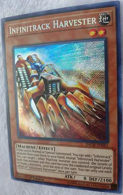 Yugioh 1x Infinitrack Harvester INCH-EN001 Secret Rare 1st Edition Near Mint - Image 5