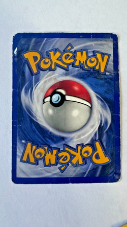 Butterfree - 9/18 - Pokemon TCG Card - Vintage - Damaged - Image 2