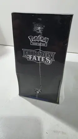 Pokemon TCG - Sealed Hidden Fates Elite Trainer Box factory sealed - Image 4