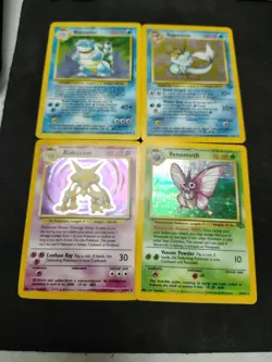 lot of 247 vintage pokemon cards (base set, base set shadowless, fossil, jungle) - Image 1