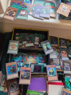 Yu Gi Oh 1000+ Card Lot. 1st Edition Only. 4 Mats, Rares Great Cards,Dragon etc - Image 2