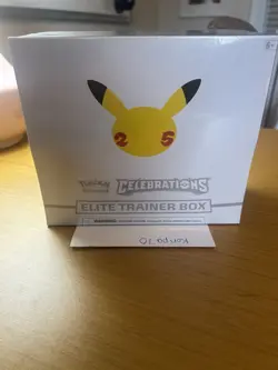 Pokemon TCG: 25th Anniversary Celebrations Elite Trainer Box (2021) 820650809439 - Image 1